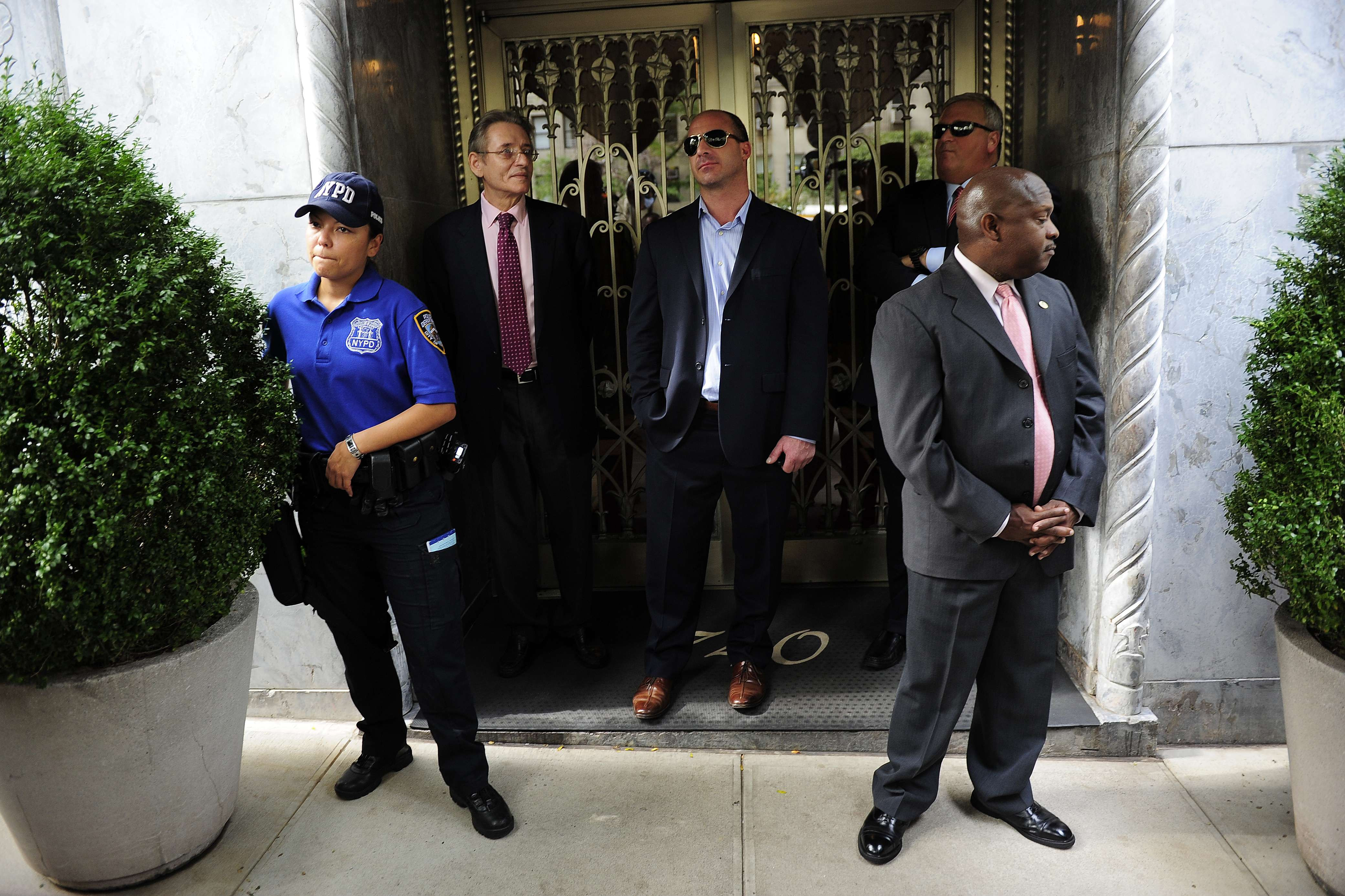 Miliardarii s-au trezit cu Iadul la usa. Miscarea "Ocupati Wall Street", in "vizita" la bogatii SUA