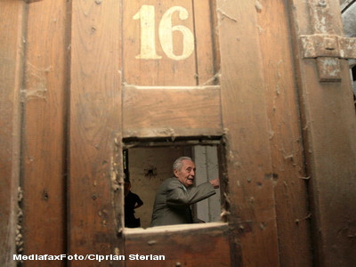 Fotografii de ARHIVA cu ultimul taranist autentic al Romaniei: Ion Diaconescu. Azi va fi inmormantat