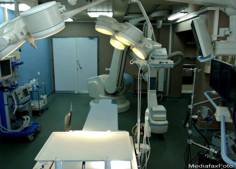 A cheltuit o avere pe schimbarea de sex. Medicii nu inteleg cum a supravietuit. FOTO si VIDEO