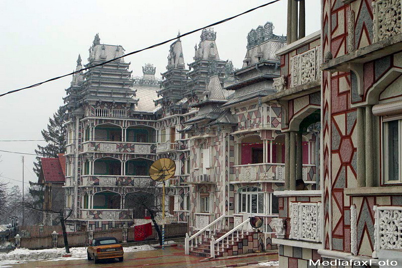 Au palate cu turnulete, dar cer subventii. Cat zice neamul Mustafa ca e incalzirea la 20 camere