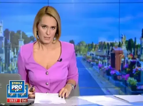 Ion Diaconescu, singur pe ultimul drum. Prea putini oameni si-au luat ramas bun la cimitir