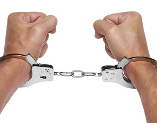 Profesor de 26 de ani, arestat dupa o relatie de un an cu o eleva. Declaratia uimitoare a tinerei