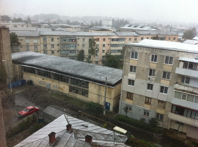 La tine in oras a nins? Uite cum arata prima zapada la Roman