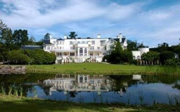 Cea mai excentrica proprietate din Anglia, vanduta la jumatate de pret, dupa 6 ani de asteptare FOTO