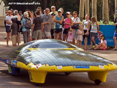 Cel mai tare raliu din toata lumea! Pilotii vor conduce pana cand vor obosi. NU AU nevoie de benzina