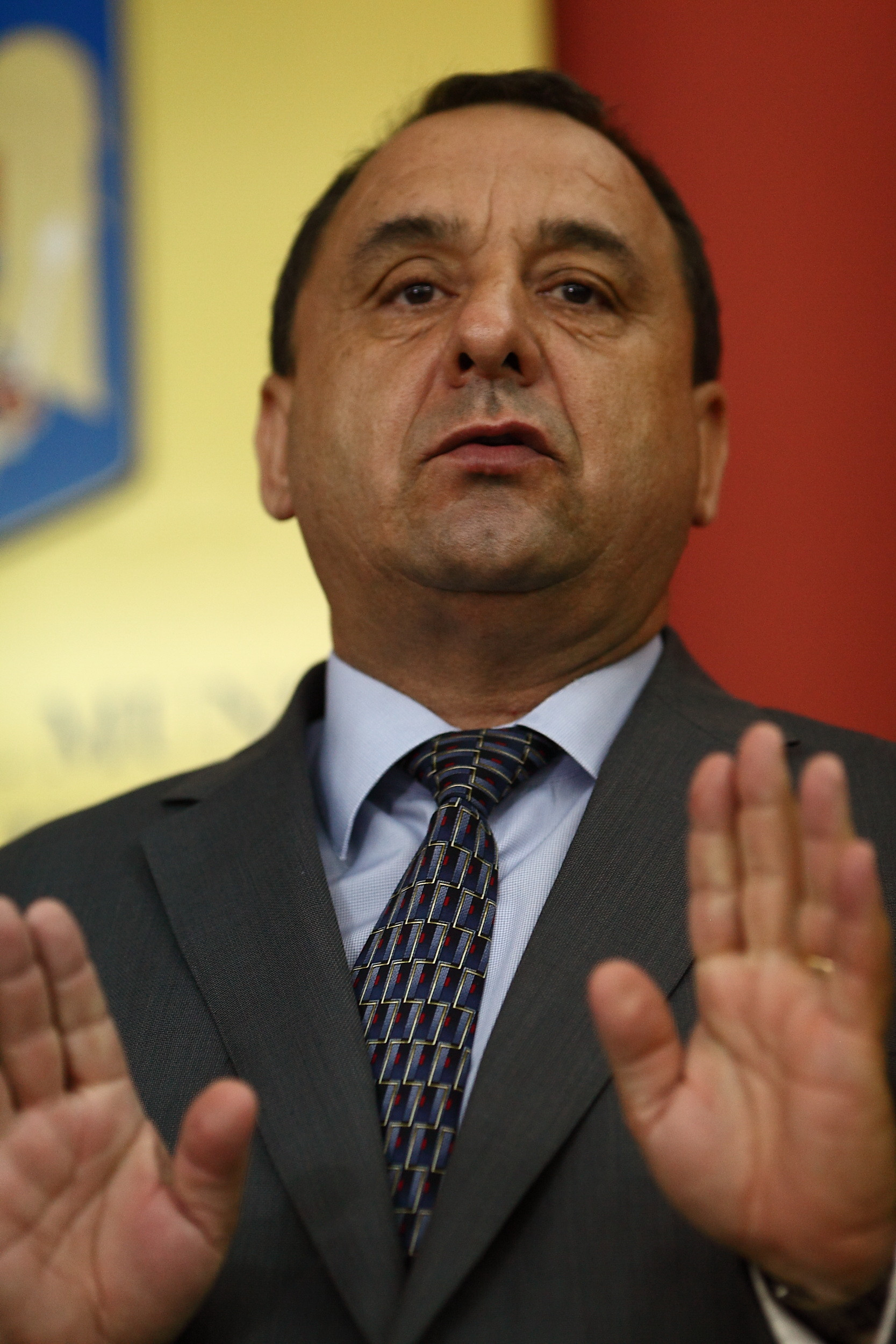 Bian despre spaga: "Trebuie sa vad unde-i pun ca nu vreau sa o bag pe nevasta-mea in trepidatii"