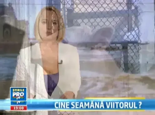 Valurile de 8 metri care au inchis porturile de pe litoralul roman al Marii Negre. VIDEO