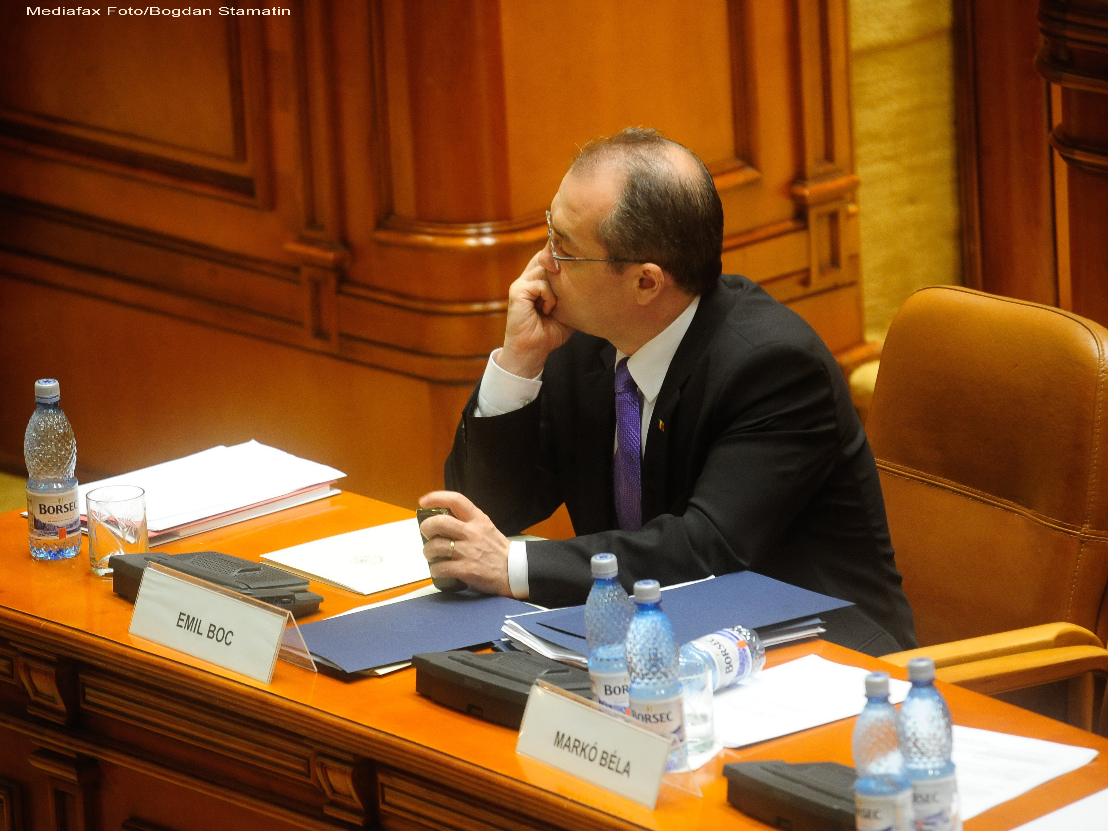 Suparare mare la PDL. Senatorii democrat-liberali l-au chemat pe Emil Boc sa se planga de conducere