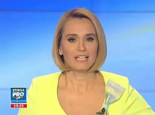 Vacanta exotica pentru Radu Mazare. A mers in Madagascar "cu gagici" si a luat masa cu lemurii