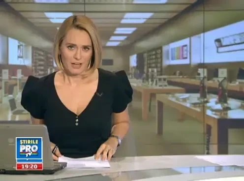 Hands on iPhone 4S. User test in redactia Stirilor ProTV cu primul telefon ajuns in Romania. VIDEO