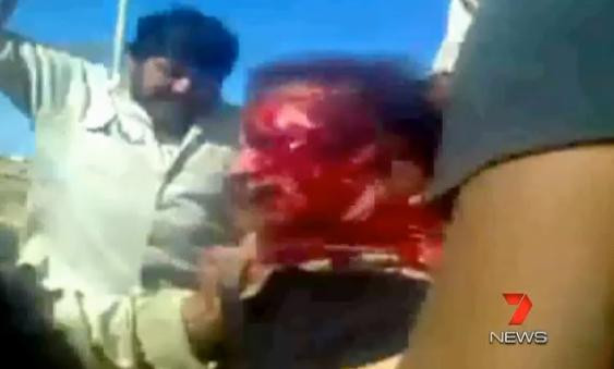 Cine l-a impuscat pe Muammar Ghaddafi? Care au fost ultimele cuvinte ale dictatorului. VIDEO