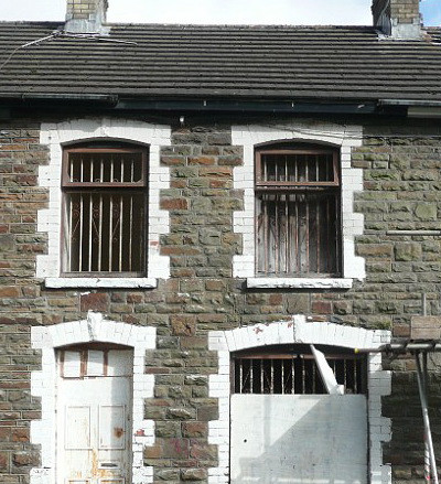 Vrei o casa ieftina in strainatate? Ai nevoie de doar cateva mii de dolari. Unde o gasesti