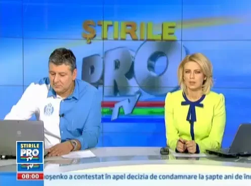 Un batran din Capitala a ars de viu in garsoniera lui. Incendiul a inecat in fum un bloc intreg