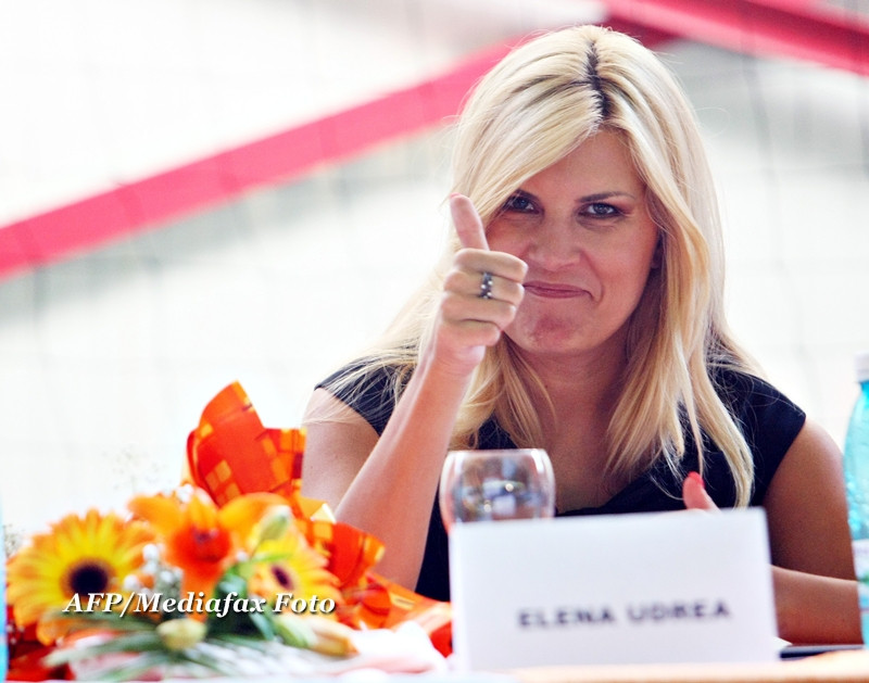 Jobul de la stat pe care se bat 47 de istorici, juristi, teologi, filosofi, economisti sau geografi