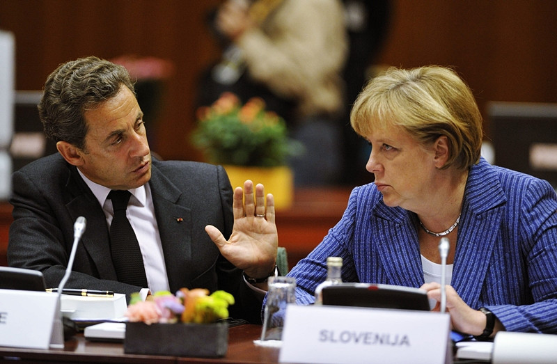 Angela Merkel, cel mai apreciat lider din Europa. Sarkozy nu sta deloc bine in sondaje