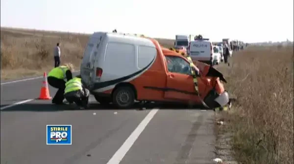 Doua vieti au fost curmate si patru persoane au fost ranite grav intr-un accident pe DN6