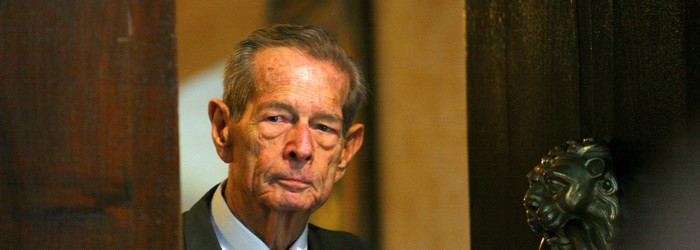 Care sunt regulile la o intalnire cu Regele si de ce nu au fost ele respectate in Romania