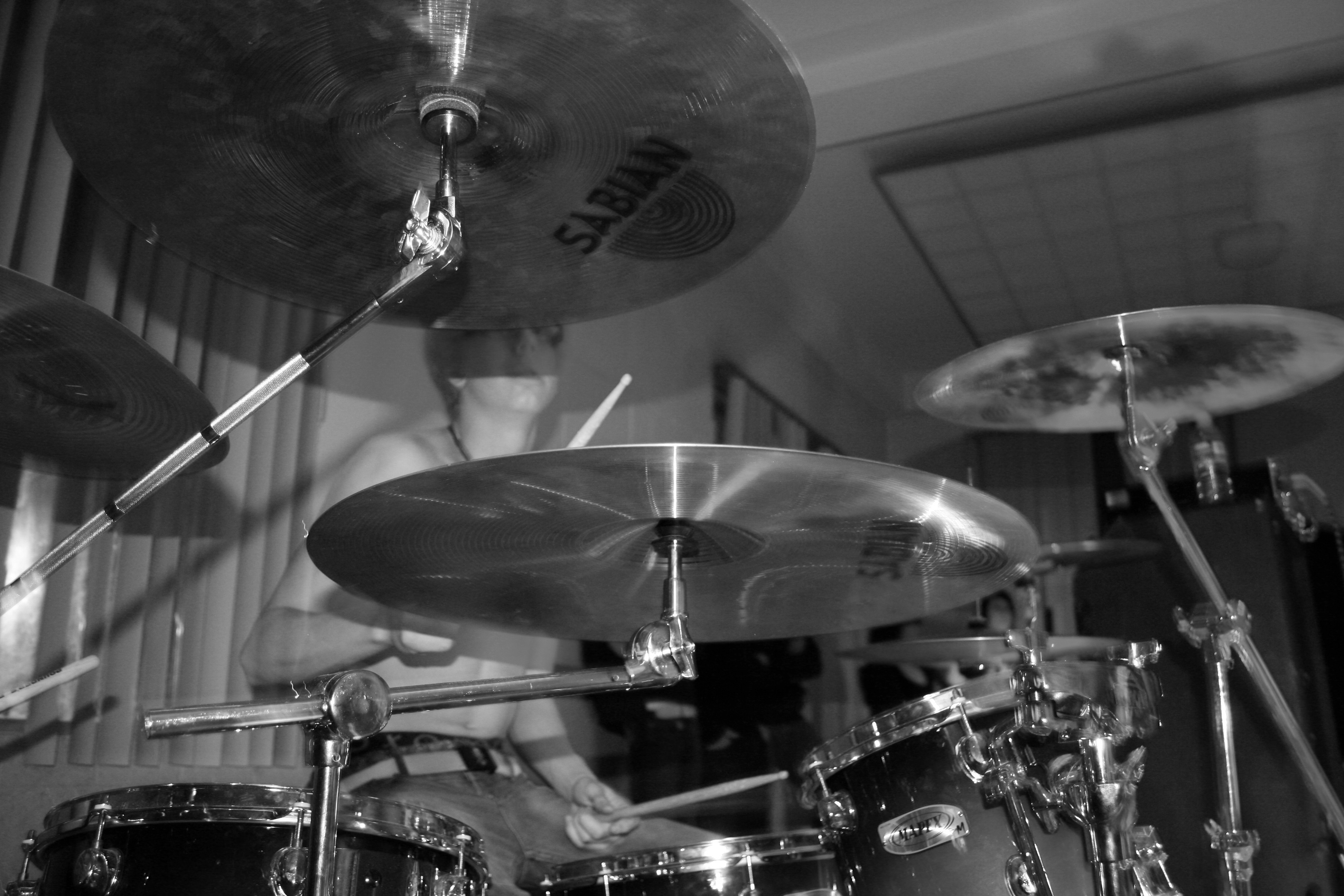 Sunetul tobelor, invatat la Timisoara. Ce conditii trebuie sa indeplinesti ca sa mergi la workshop