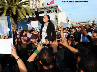 Islamistii au castigat alegerile in Tunisia. Efectul: violente in orasul in care a inceput revolutia