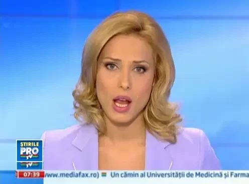 Sa radem cu Silvio Berlusconi. Premierul a spus un banc despre femei frumoase si despre ... el