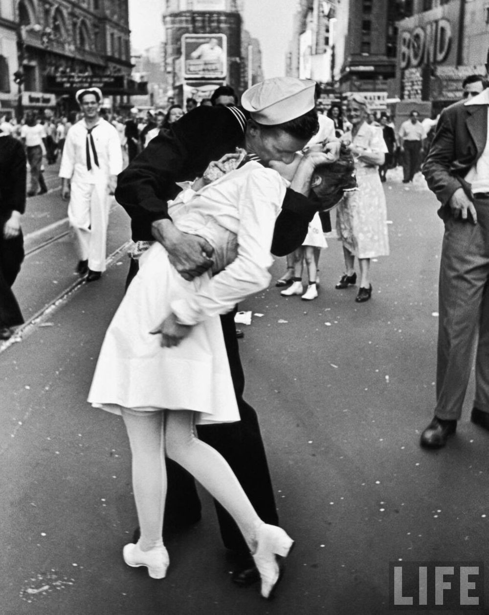 Cele mai impresionante FOTOGRAFII din ultimii 90 de ani. Cum arata istoria in imagini