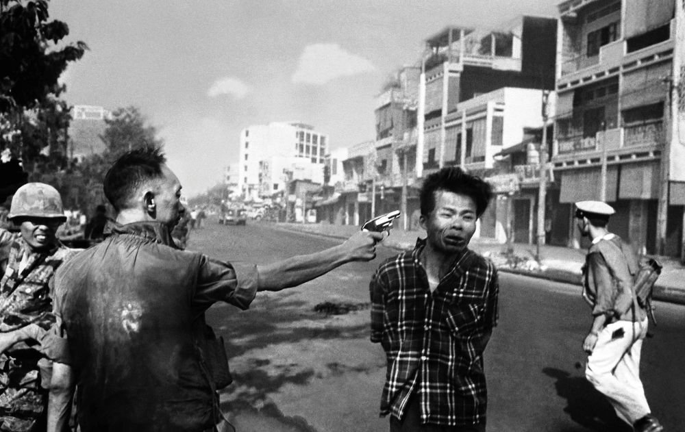 Crimele din Vietcong, comise de seful politiei din Saigon, Eddie Adams, 1968