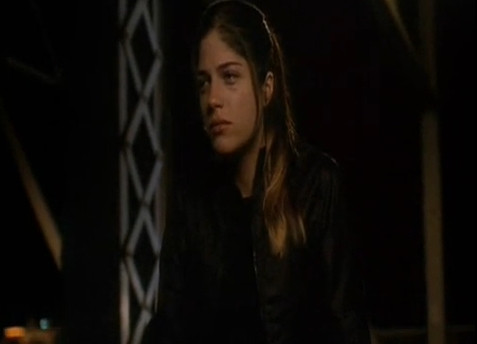 VIDEO SOCANT. Melodia care aduce moartea. Doi tineri s-au sinucis dupa ce au ascultat-o