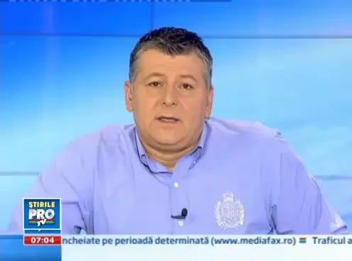 Momentul in care George Galamaz este pocnit in fata de un suporter al Petrolului