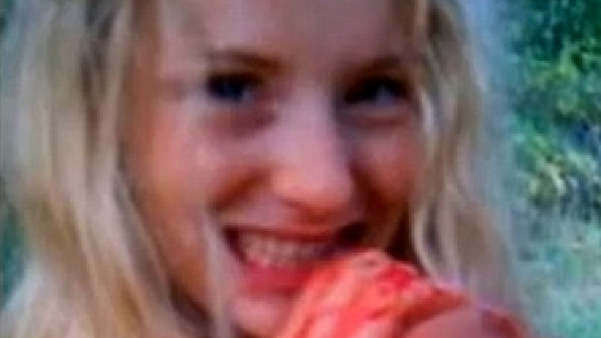 FOTO si VIDEO. Un gest care a oripilat internetul. De ce a fost amenintata cu moartea aceasta tanara