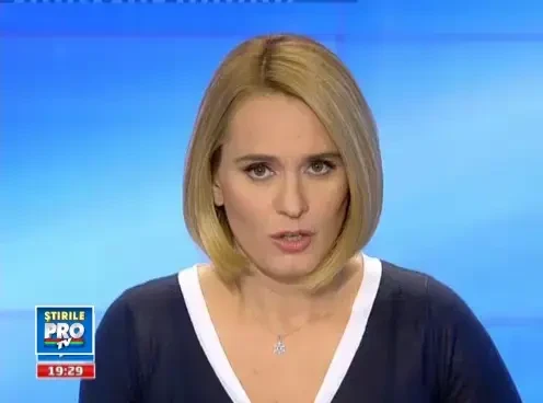 Aterizare de zile mari. Ce a facut un pilot cand a vazut ca nu se deschide trenul de aterizare.VIDEO