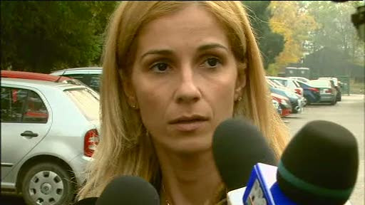 Irina Truica si-a recuperat fetitele de la tatal lor. Despartirea s-a lasat cu lacrimi