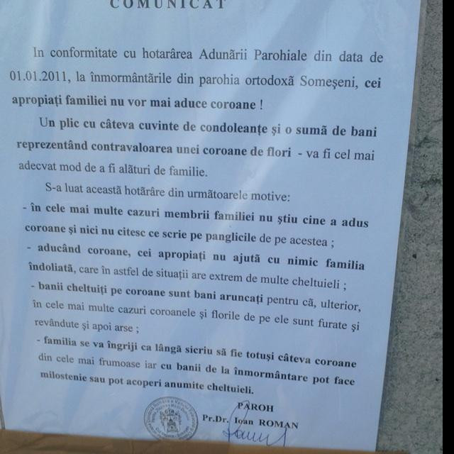 Parohul din Someseni: "Nu mai aduceti coroane la inmormantari". Vezi motivatiile acestei cereri