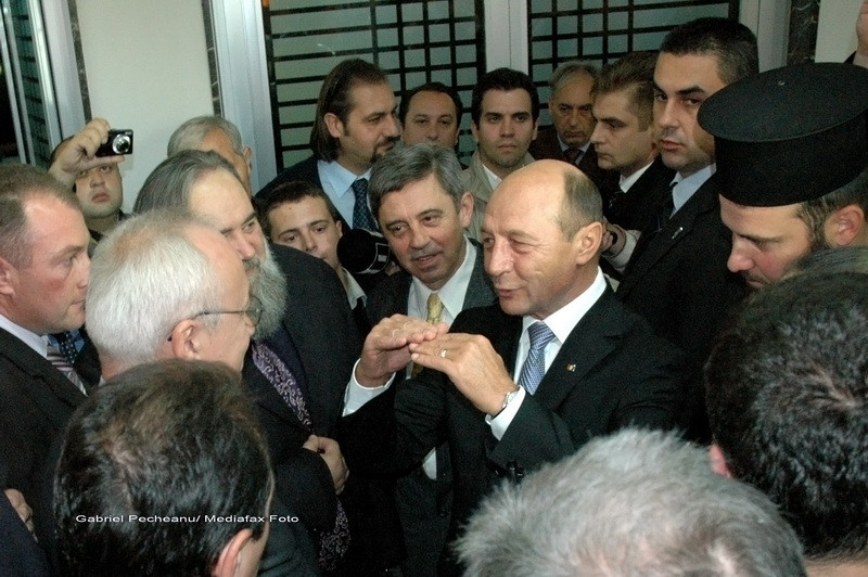 Vizita lui Traian Basescu in Serbia. Ce le-a promis presedintele romanilor din aceasta tara