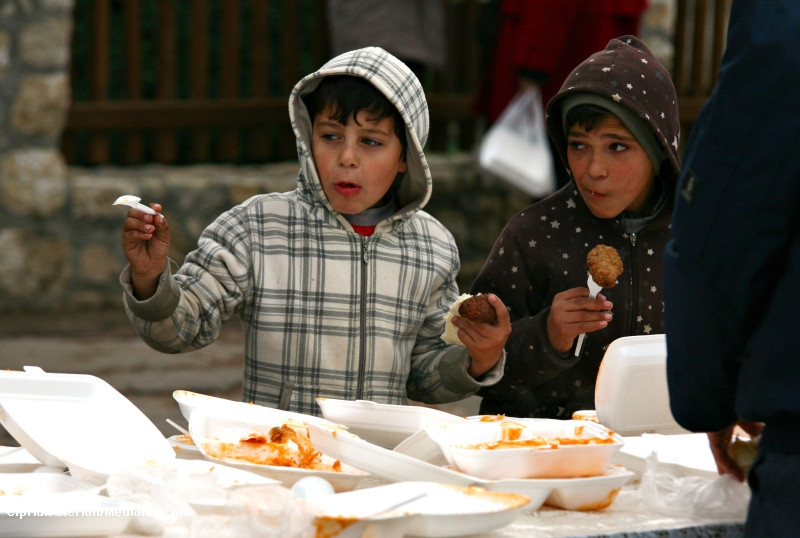 Nu e greu sa ajuti. O dovedeste un afacerist din Cluj care nu uita ca langa noi sunt si copii saraci