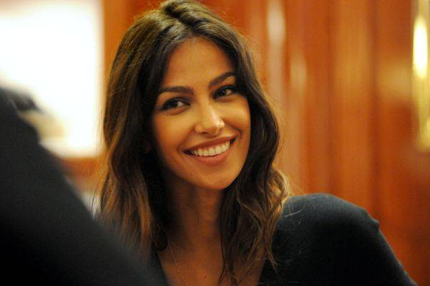 "Nu te poti satura de perfectiune". O romanca, in topul celor mai frumoase femei din lume