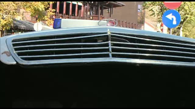 Nu i-au ridicat Mercedesul, desi era parcat neregulamentar, ci i-au facut o surpriza neplacuta