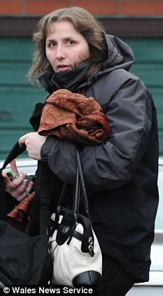 “Snog me, chew me, come and do me”. Mesajul indecent pe care o politista i l-a trimis profesoarei