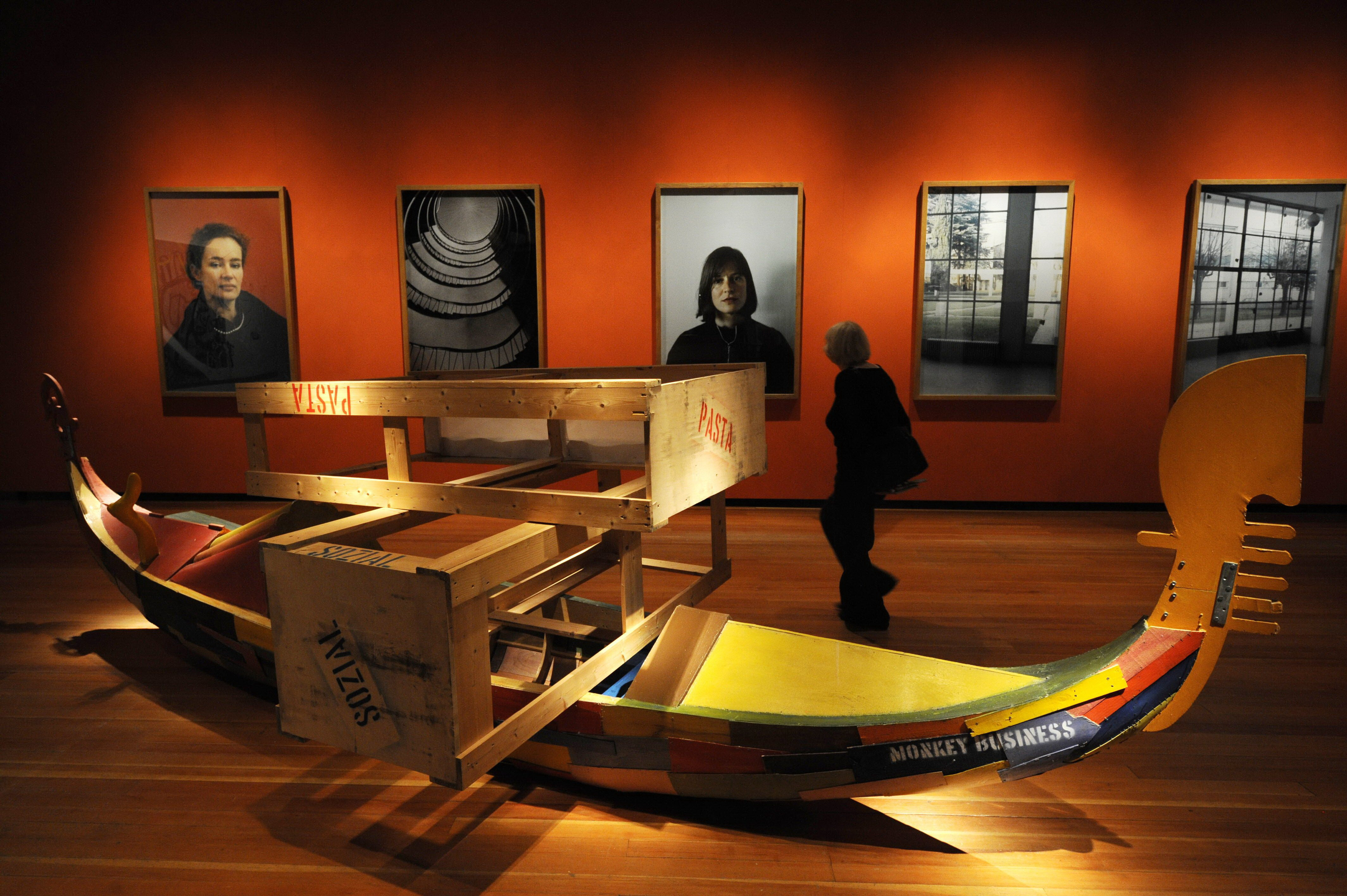 Cum a reusit o femeie din Germania sa faca praf 1 milion de dolari in timp ce facea curatenie