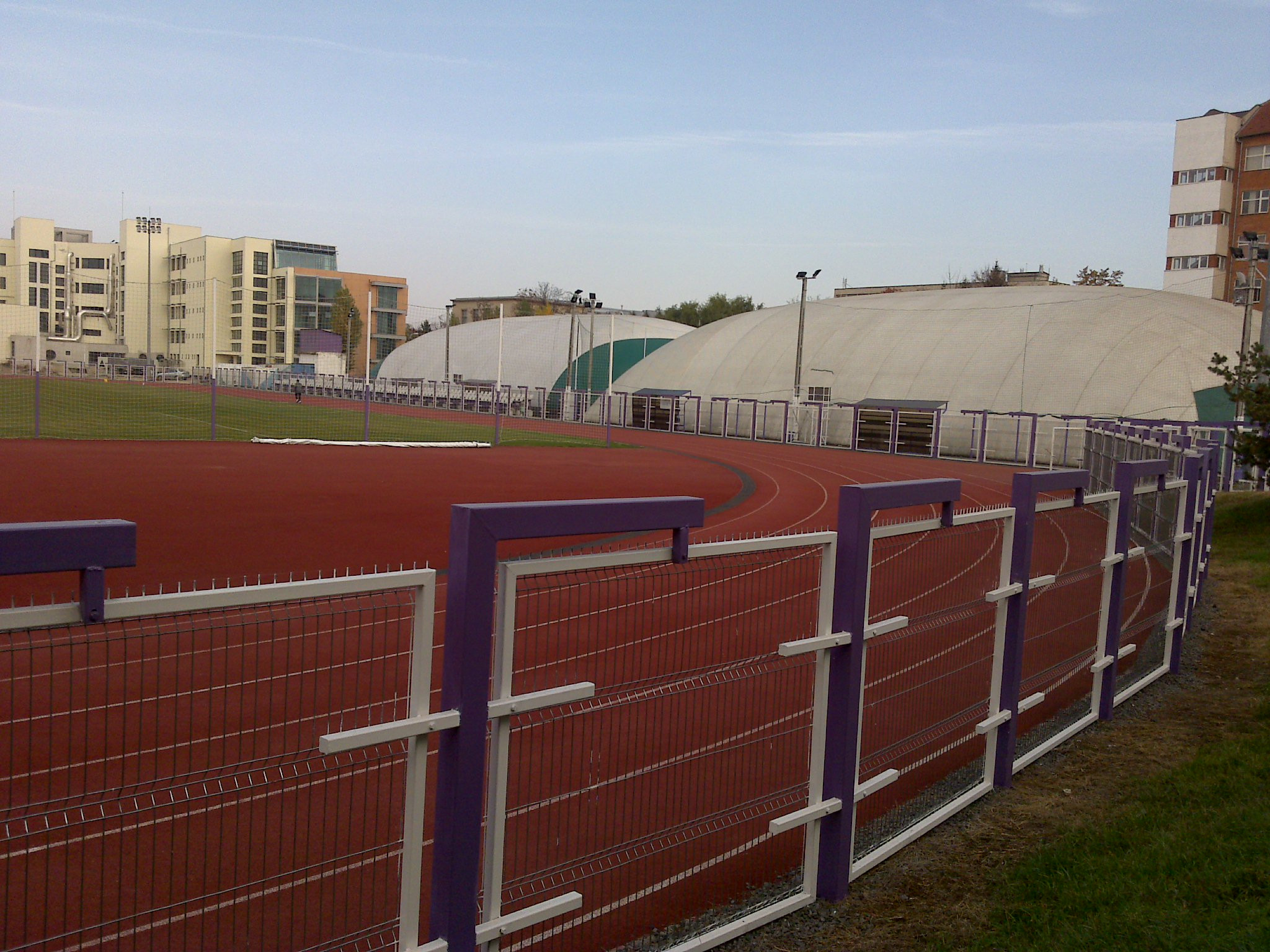 Sport in cartier.Mai multe zone din Timisoara ar putea avea cate o baza poli-sportiva,cu acces liber