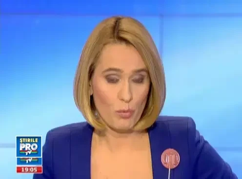 Cum il vad elevele de la Jean Monnet pe profesorul acuzat de viol. Mesaje de pe Facebook