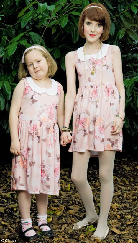 mama anorexica si fiica ei