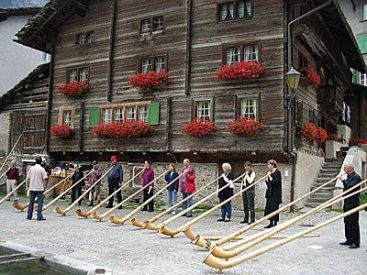 Unde sa traiesti ca sa o duci bine. Top 10 tari europene in care speranta de viata este ridicata