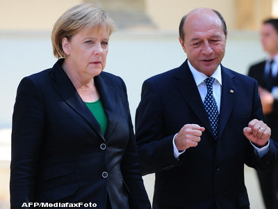 Traian Basescu: E extrem de importanta vizita lui Ponta la invitatia Angelei Merkel