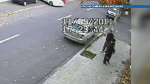 VIDEO. Masina unui senator, sparta de hoti. L-au lasat fara bani, acte si cartela de parlamentar