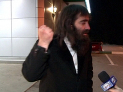 VIDEO exclusiv. Un preot de la Manastirea Capriana si-a umplut concubina de sange