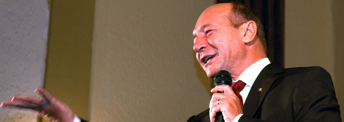 Traian Basescu: Daca premierul vine cu propuneri de remanieri, le accept foarte repede