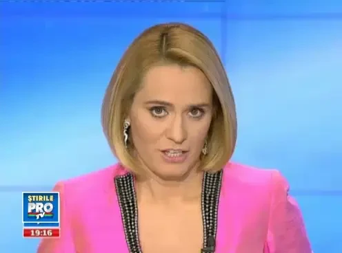 Cum i-a salvat o televiziune poloneza pe 2 romani care au stat 6 zile pe marginea drumului