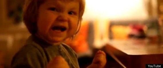 VIDEO. Clipul care a facut 300.000 de oameni sa rada. Nu te-ai astepta la asa ceva de la o fetita