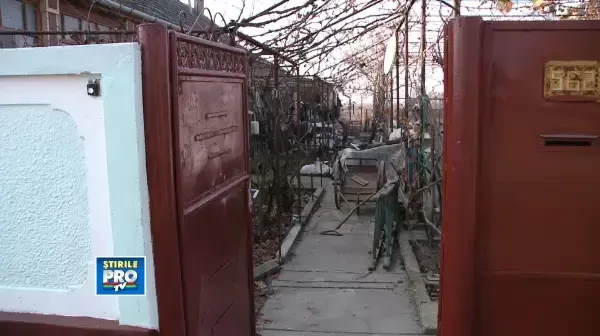 A murit in casa vecinilor, iar cadavrul lui a ramas acolo aproape 20 de ore