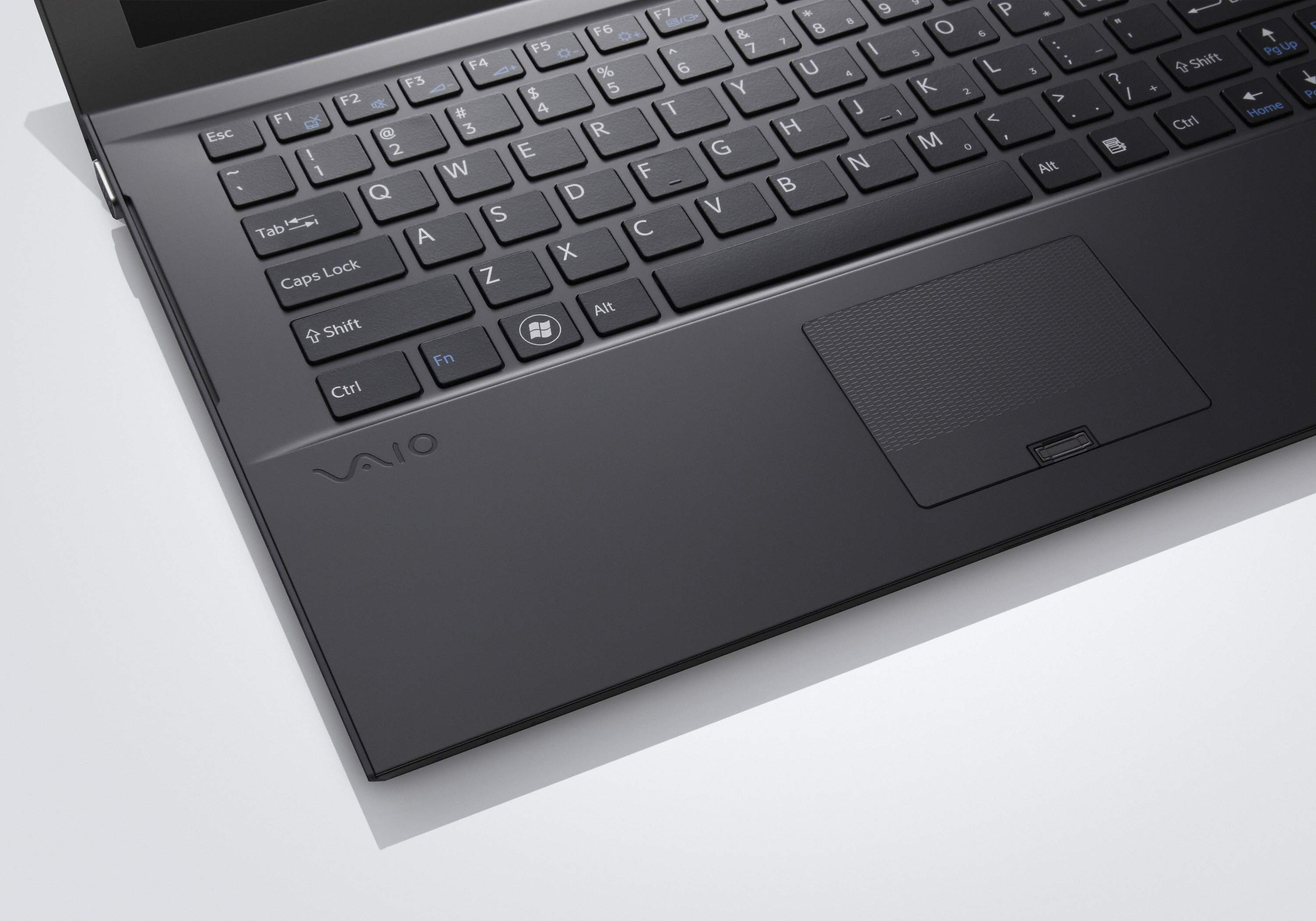 (P) Dincolo de limite: VAIO Z, cel mai performant ultra-portabil de business